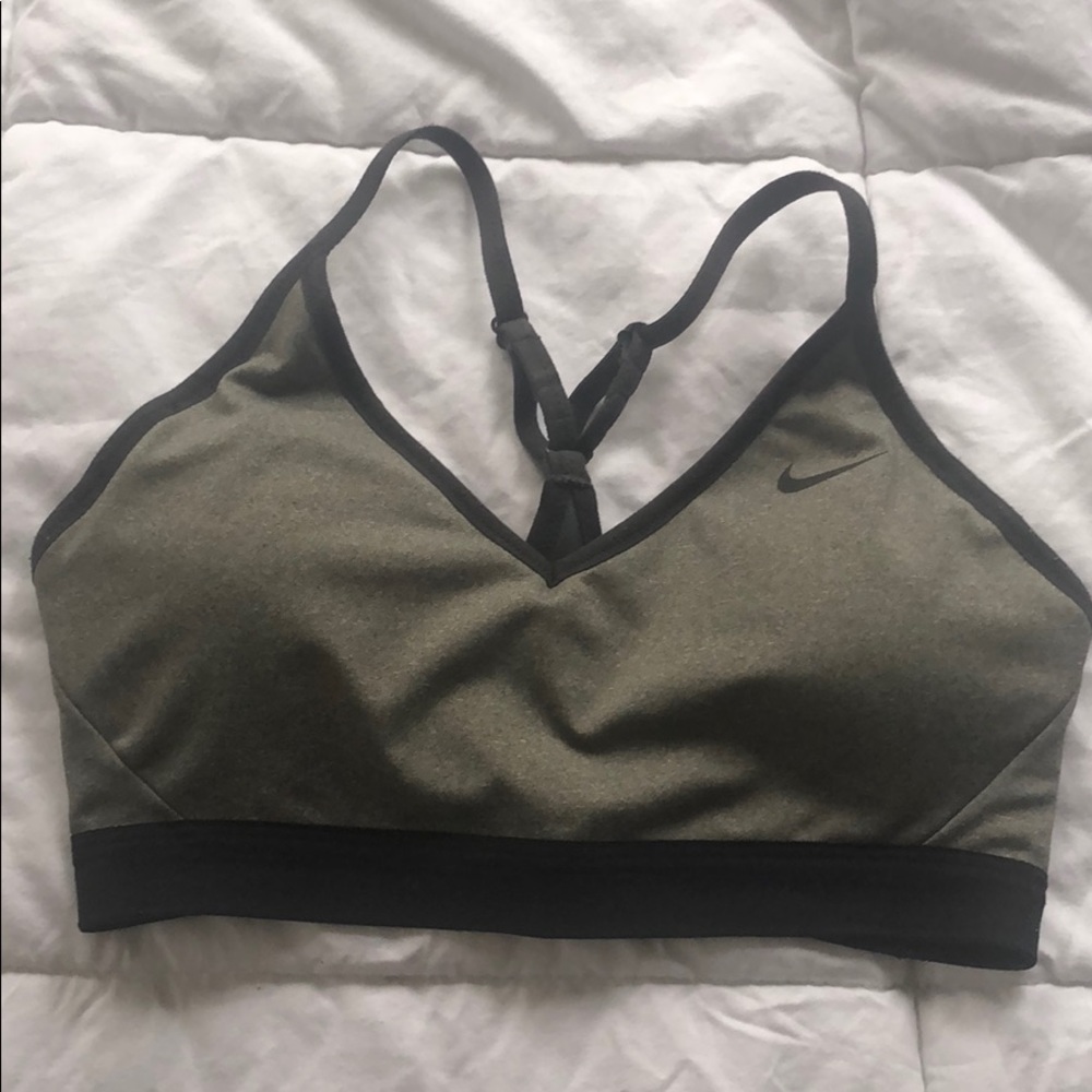 Nike Dri-Fit Sports Bra w/ padding